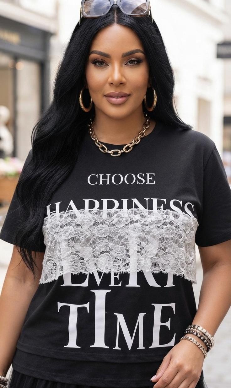 camiseta blanca de manga corta con corte clásico